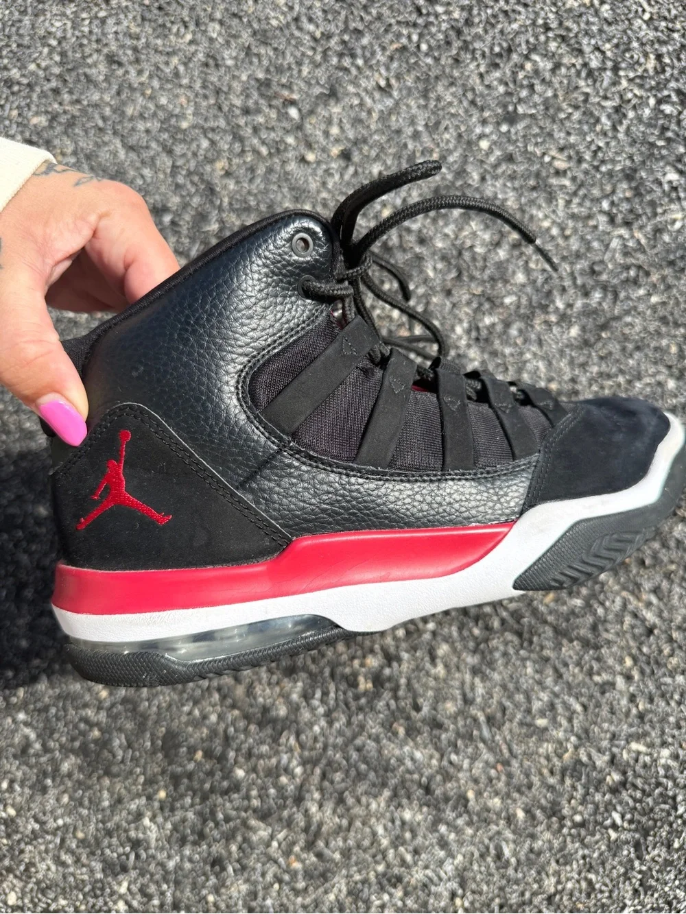 Jordan Max Aura Black Red High Top Basketball Shoes Men’s 8